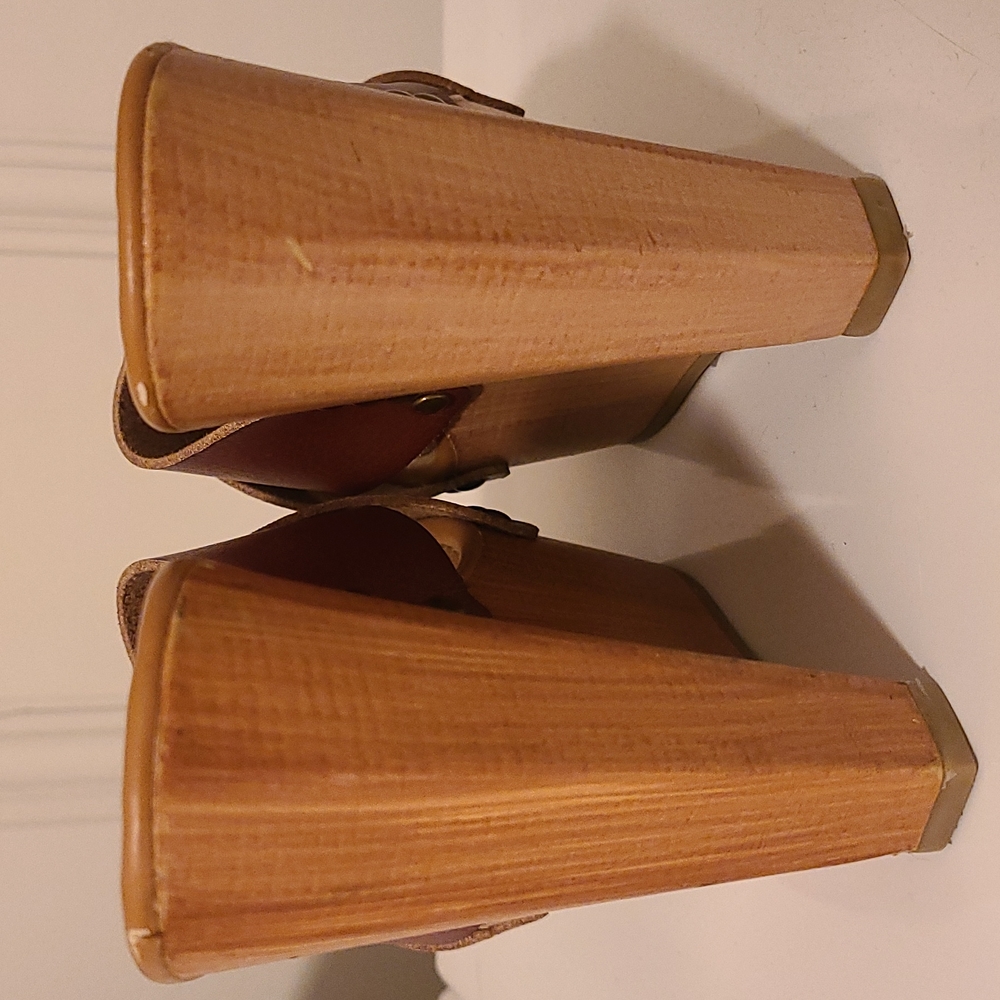 Mossimo wedge - Picture 2 of 2